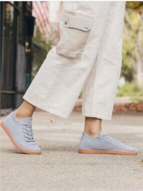 Suavs The Zilker Gum Sneakers Womens 8.5 Slate Blue  Comfort Shoes **No Insoles